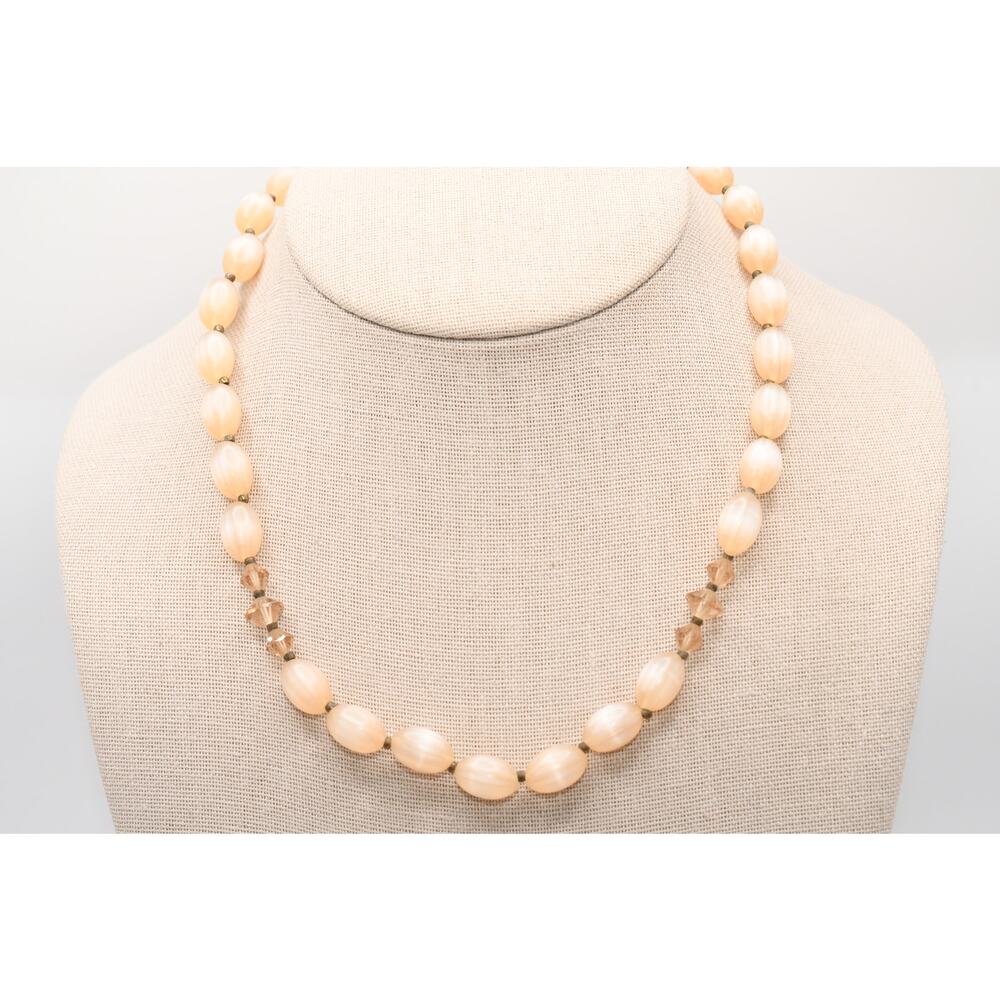 Vintage Lisner Moonglow Lucite Necklace Peach Beads Signed 17 Inch